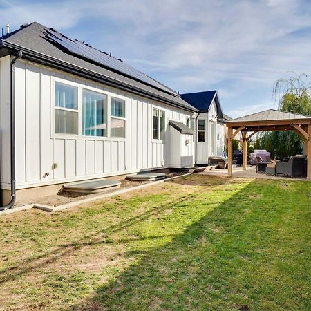 Contemporary Home With Grill Near Utah Lake! Saratoga Springs Bagian luar foto
