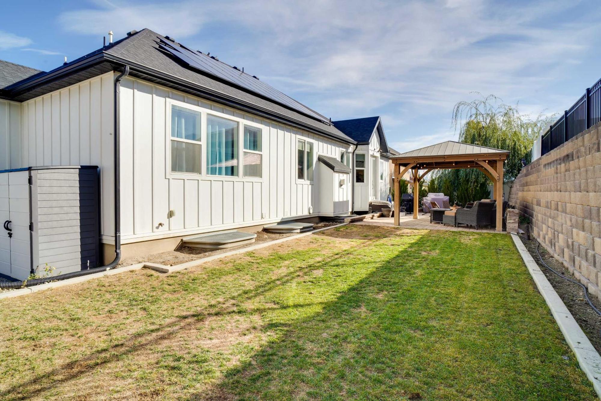 Contemporary Home With Grill Near Utah Lake! Saratoga Springs Bagian luar foto